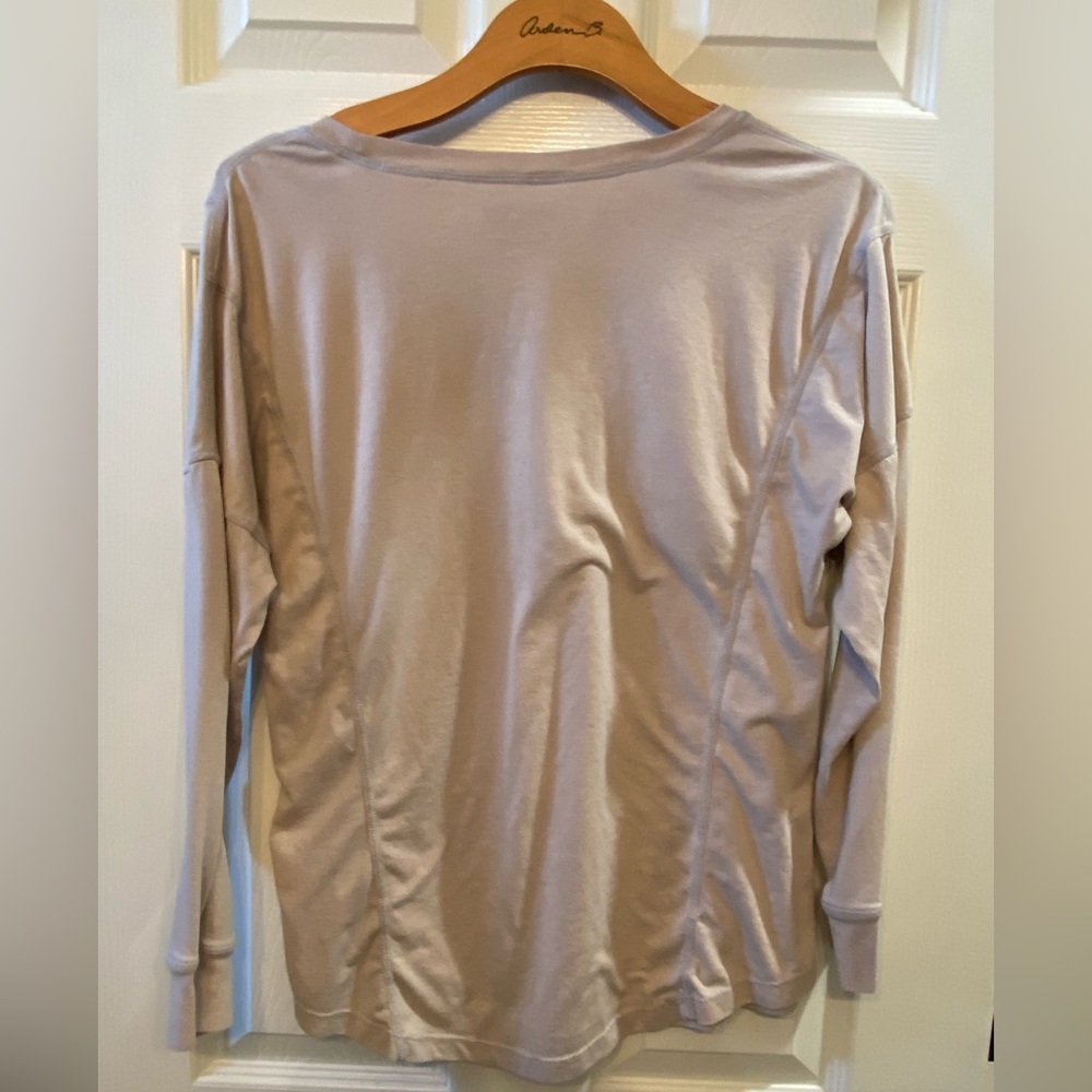 Patagonia layer shirt